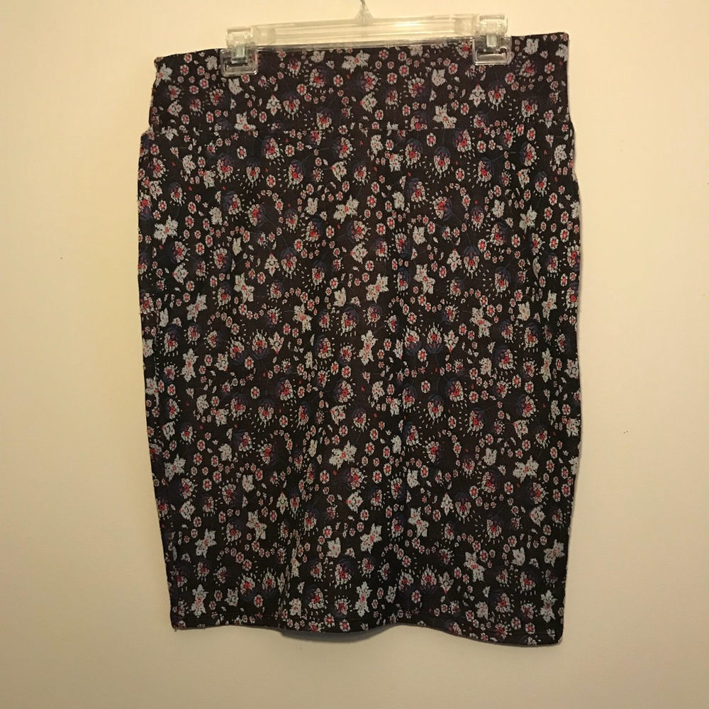 LuLaRoe Cassie